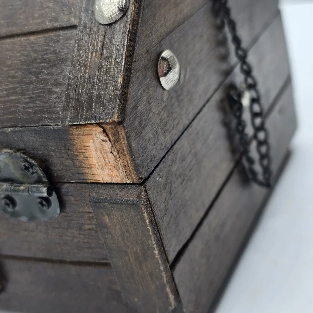 Wooden Pirate Style Jewelry Box Velvet Lined Removable Tray Vtg